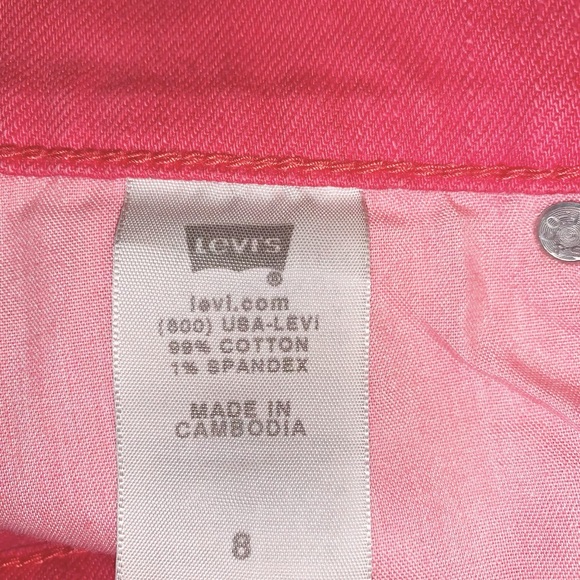 Orangish pink Levi’s shorts - Picture 6 of 7